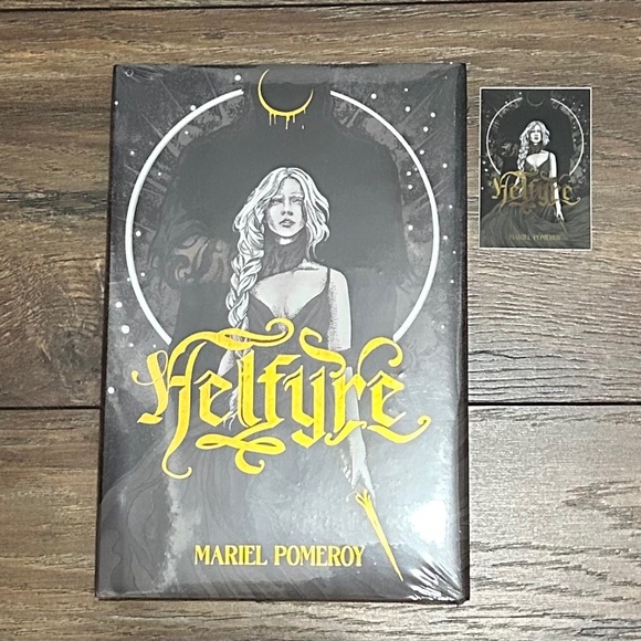 Bookish Box - Hellfyre by Mariel Pomeroy - Picture 1 of 3